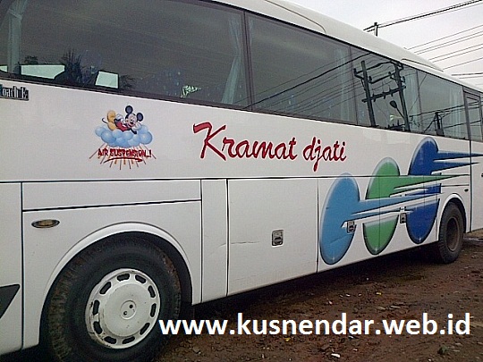 Bus Kramat Djati Pringsewu - Bandung